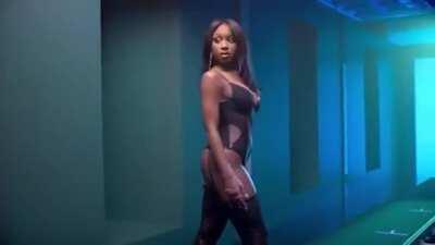 Savage X (Xclusive BTS)