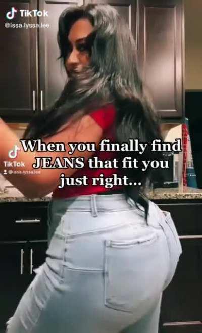 Alyssa (@issa.lyssa.leee)