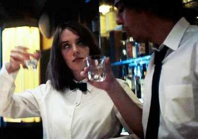 Maya hawke getting drunk 👀