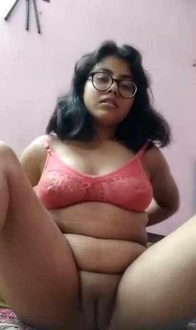 Beautiful Cute Bengali 💋 Horny Girl Pussy Rubbing And Fingering ⚡🔥️[Link In Comment] 👇👇