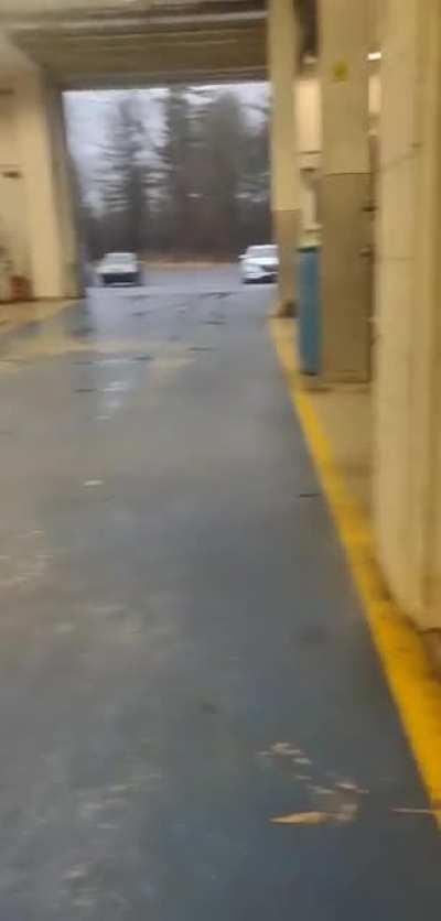 C/S please remove spare tire