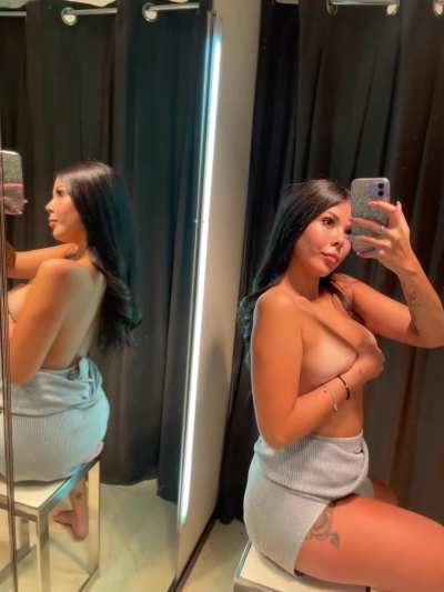 I needed to test if you can pull up the skirt quickly