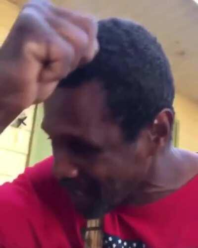 Ma Dukes sent me this video of unc jit tripping 🤦🏾‍♂️🤦🏾‍♂️