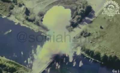 Drone footage of a Ukrainian fighter jet dropping GBU-39/B Small Diameter Bombs on a bridge in Kursk Oblast. Seems to be older footage but was released today.