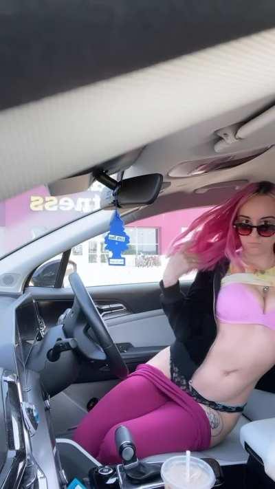 Flashing at the gym as usual