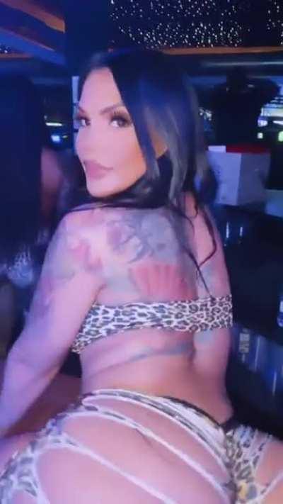 Follow Alyymariee new sub