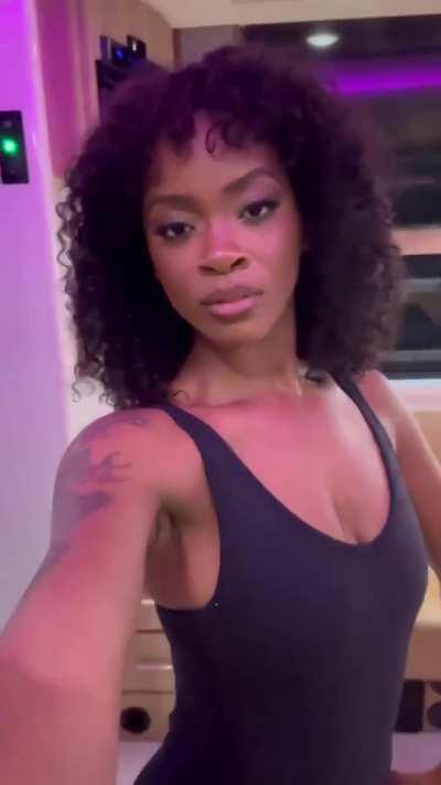 Ari Lennox
