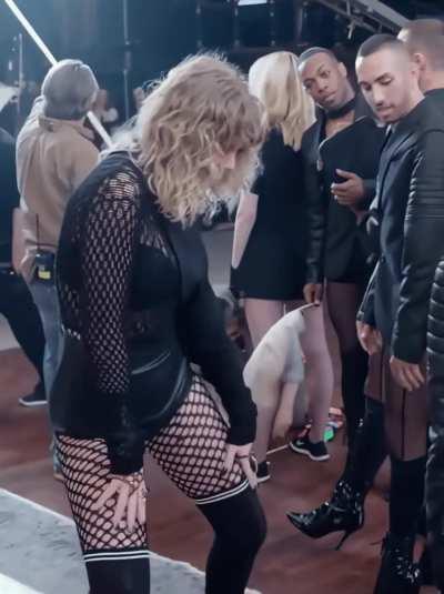 BTS 'Look What You Made Me Do' music video