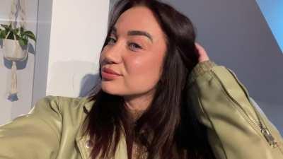 Would you keep me a secret? I like being sneaky