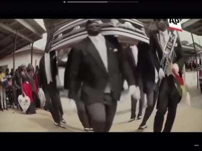 When you forget to tell your parent what to bring during pendidikan seni