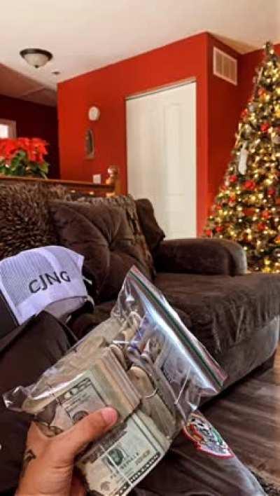 Same cgnj asshole flexing his money..