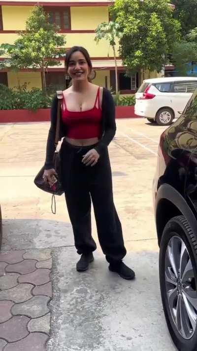 Neha's hot gym outfit 🥵