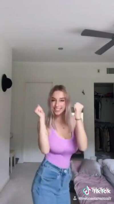 Purple top jiggle