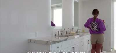 Who else just wants to clap them cheeks