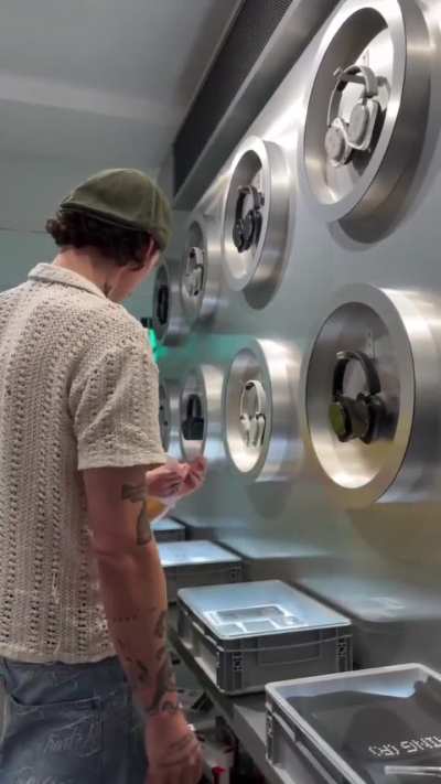 Nothing headphones leak