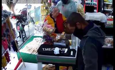 Don't rob this guy's shop!