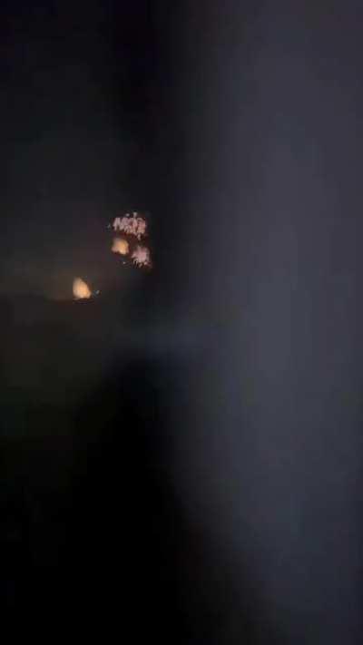 Russian terrorists are right now bombing Nikopol with incendiary shells (yes, they are no better for phosphorus)