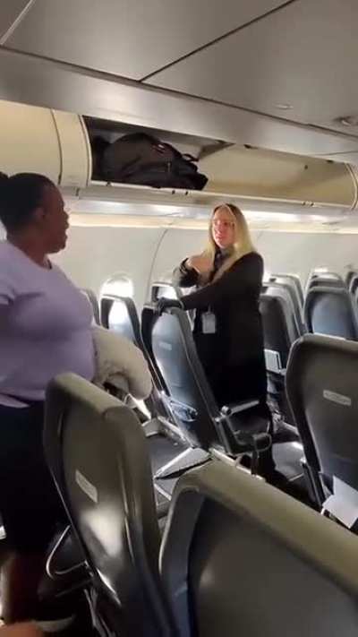 Airline Drama Erupts After Passenger Blocks Aisle and Refuses to Move