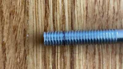 Got a screw in the pack with no actual thread. Each groove loops around back to itself.