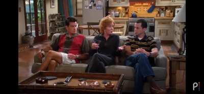 This scene cracks me up everytime. Back to back banger. Gives me a Golden Girls vibe. That syphilitic hand joke 👏🏻 glass full of your brother's tears.