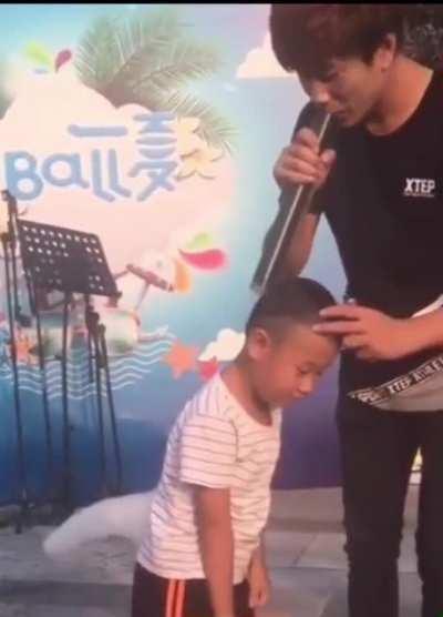 MaD sCiEnTiSt TuRnS cHiLdReN iNtO dInOsAuRs