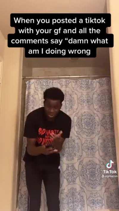 who tries this hard to flex a nav vlone shirt