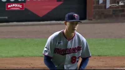 [Highlight] Trayce Thompson ties is up with a homer to right