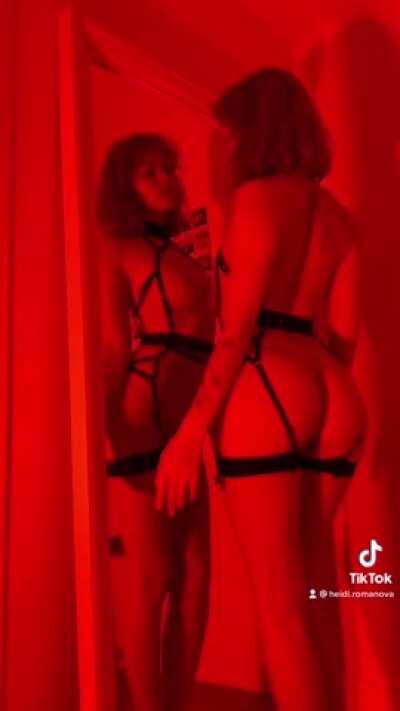 Me for everyone/ me for Reddit