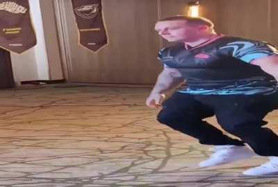 Loba always here to spread some positivity in your day