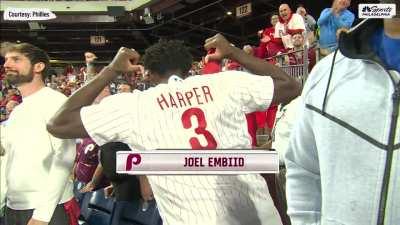 [Highlight] Joel Embiid watches Philly escape the second round