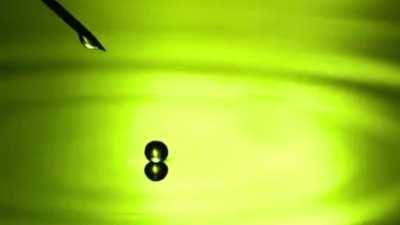 Drop of water at 2000 frames per second