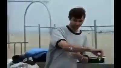 feeding laxative to seagulls