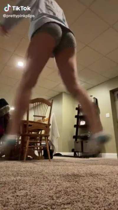 She’s doin a lot: prettypinkplips