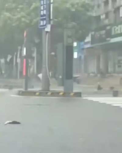 Typhoon Matmo made landfall in Zhanjiang, Guangdong Province, China 🇨🇳 (05.10.2025)