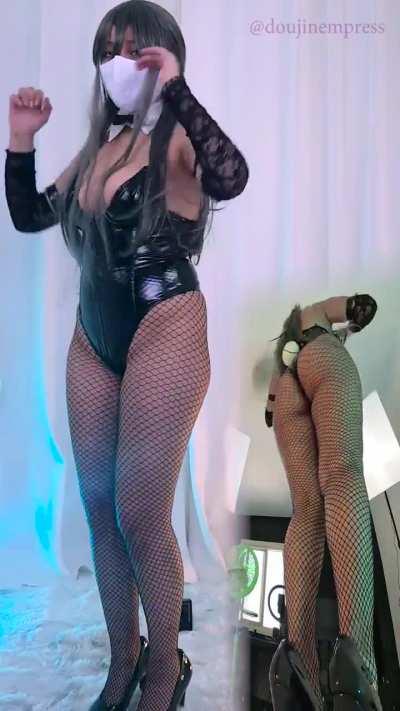 Mai Sakurajima bunny cosplay by me :)