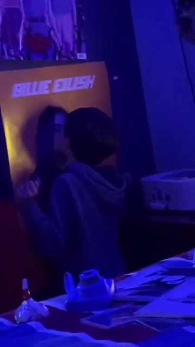 honey, what are you doing?