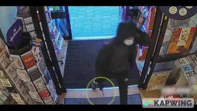 Teenager tried to rob a store, but failed