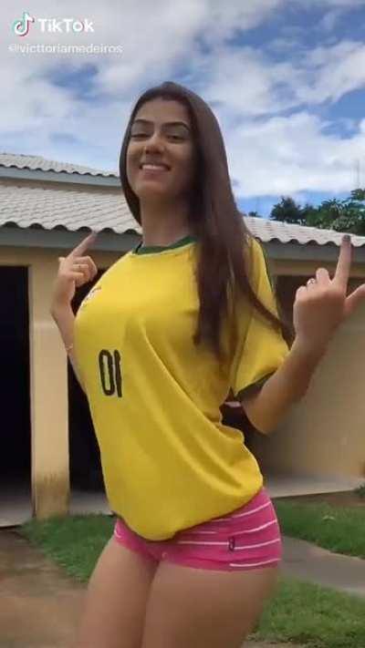 Victoria Medeiros (highlights TikTok) 🔥