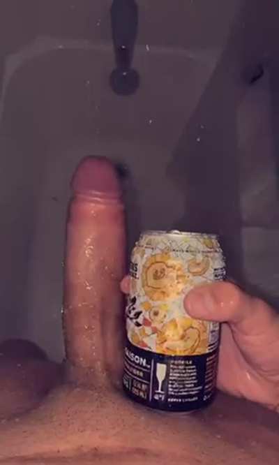 #Seattle Ice cold beer on a nice sunny day 😌🤤😈☀️☀️