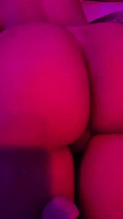 Freaky Friday😈 Who wanna have fun with us tonight?😝💦😈📲