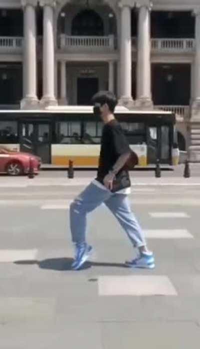 Learn how to moon walk