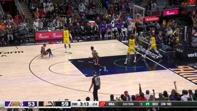 [Highlight] Lebron plays his ass off on D just for Lakers to give up an easy putback