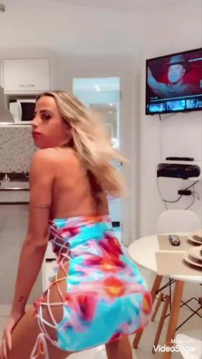 Would you wife up a Tgirl stripper?