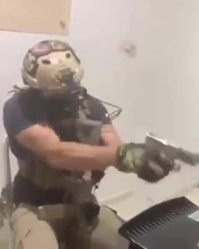 Dude trying to flex online