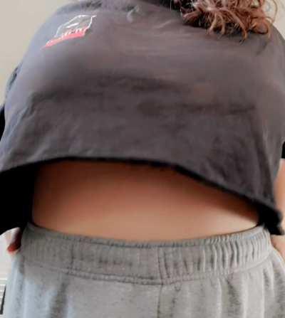 This is what's hiding under my comfy clothes