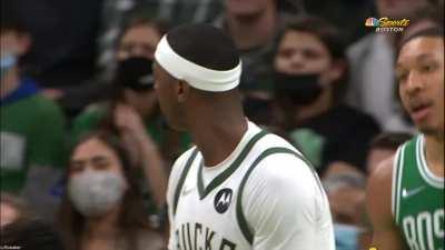 [Highlight] Bobby Portis throws Grant Williams like a rag doll, Grant doesn't like that