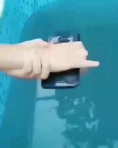 Quién necesita enemigos, si tienes amigos así: