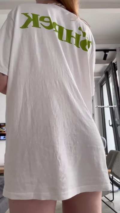 took 21 years to build this ass…now it’s time to taste it 