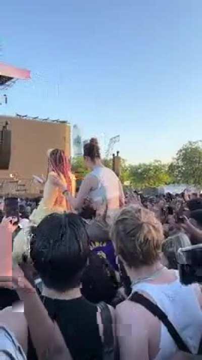 Gotta get the best view at this concert, everyone behind me be damned