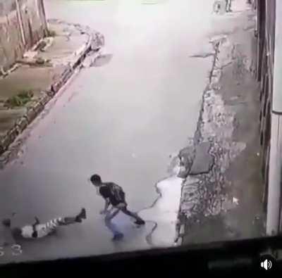 Imagens de Amor e Alegria, e pensar que possivelmente esse cara pode ser indiciado por execesso